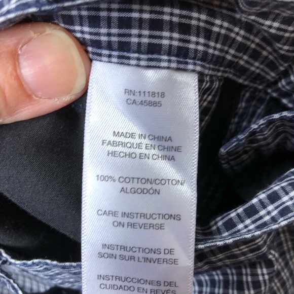 Michael Kors Men’s Shorts - Picture 2 of 4